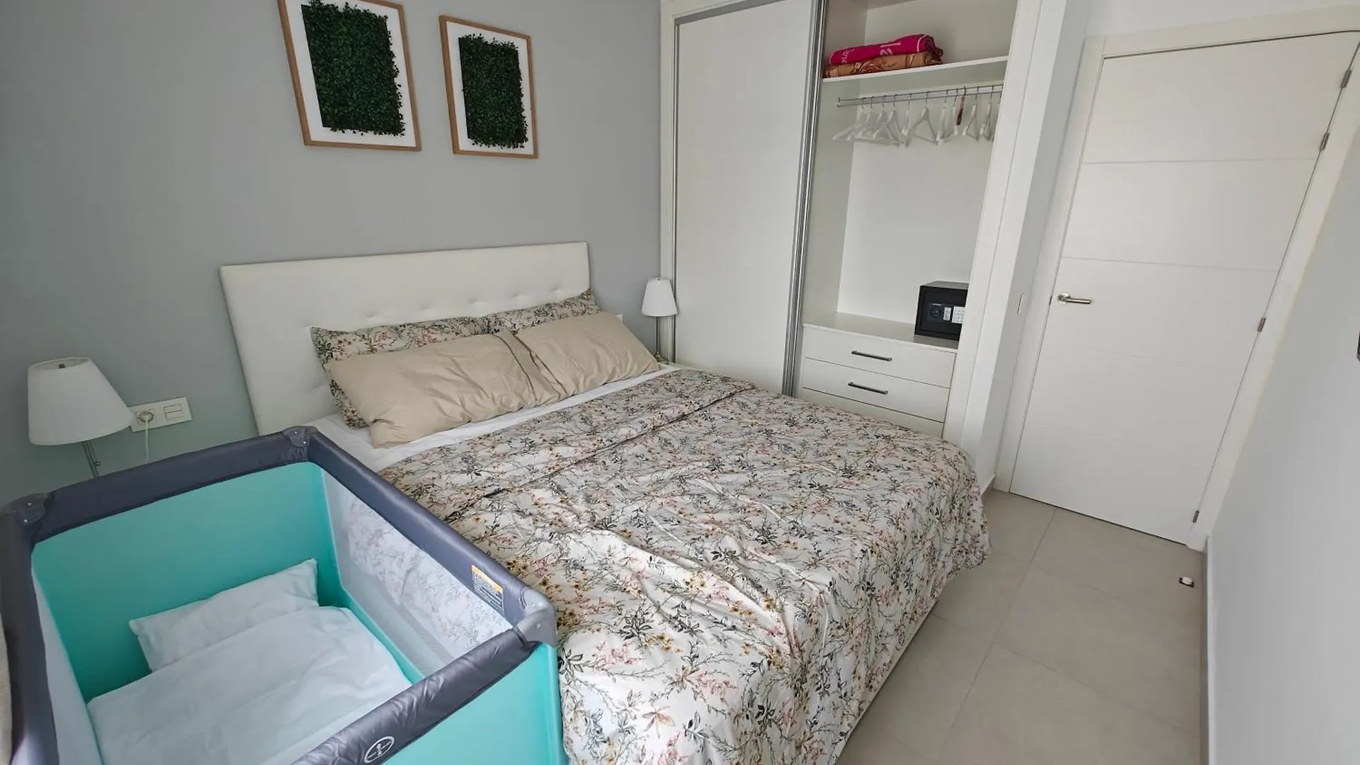 Sun Apartment - 3 Bedrooms, Priv Parking, Pool, Ac, Tv Channels, Fibre Net Los Cristianos  Hiszpania