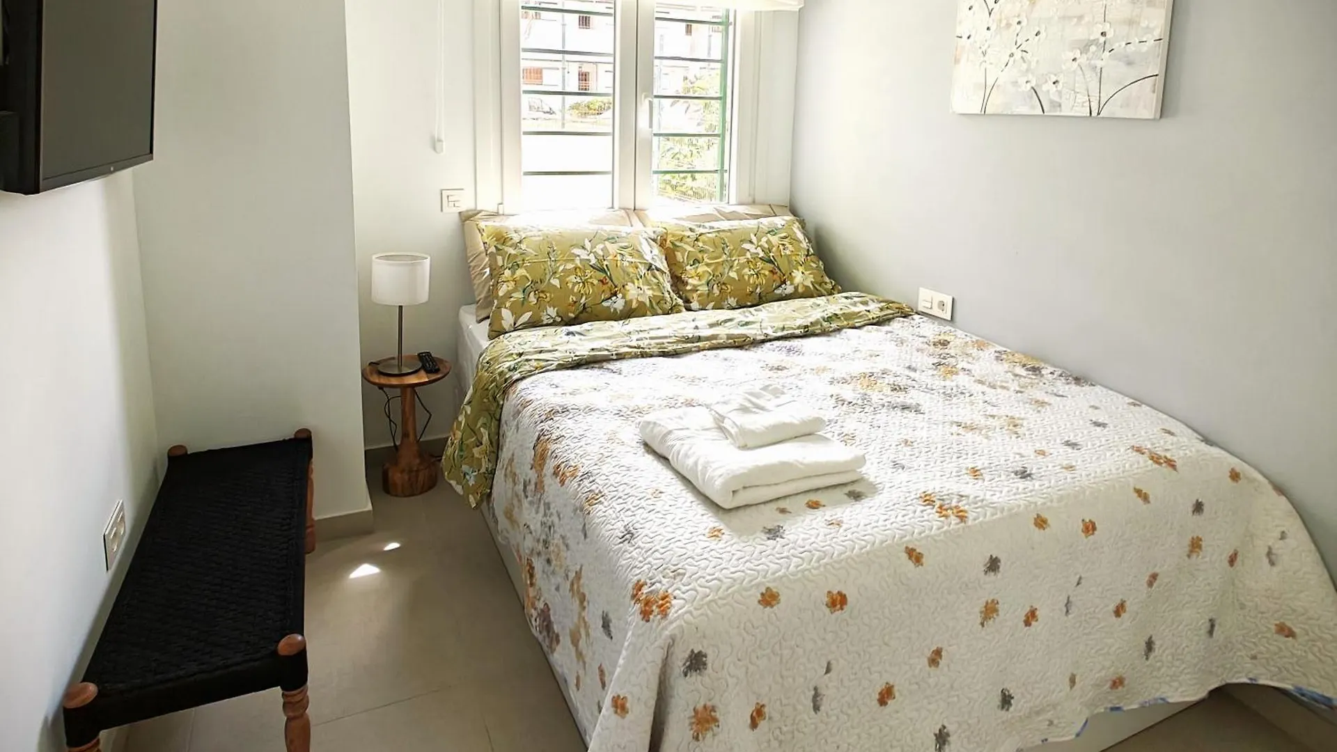 Sun Apartment - 3 Bedrooms, Priv Parking, Pool, Ac, Tv Channels, Fibre Net Los Cristianos  Hiszpania